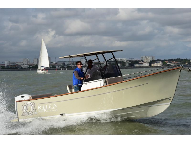 RHEA MARINE 23 Open V 2