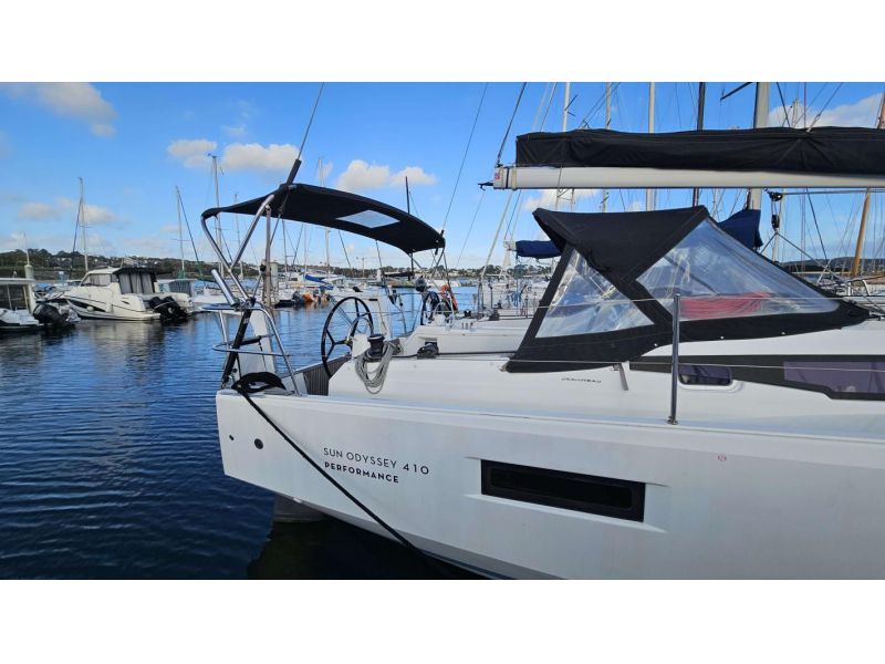 JEANNEAU Sun Odyssey 410 Performance occasion