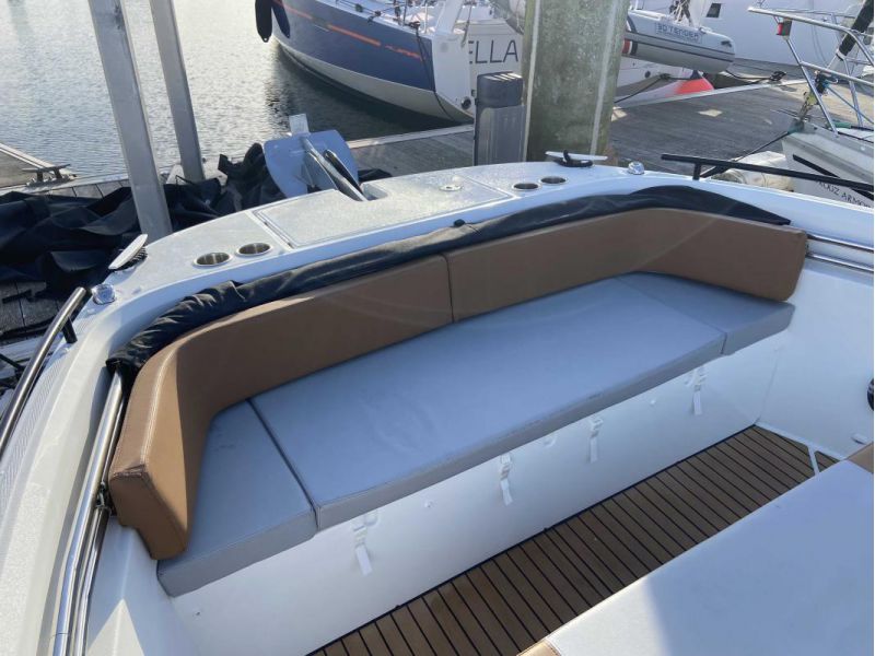 BENETEAU Flyer 9 SPACEdeck occasion