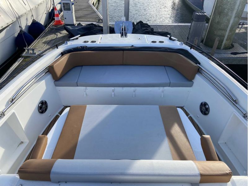 BENETEAU Flyer 9 SPACEdeck occasion