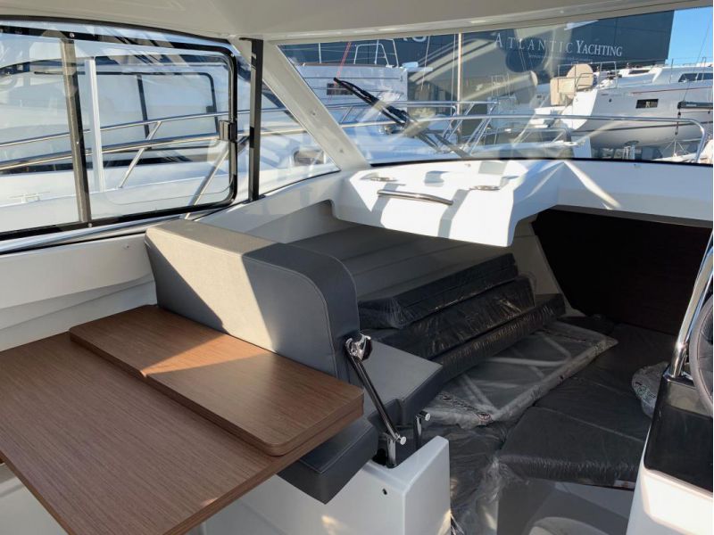 BENETEAU Antares 7 OB V2