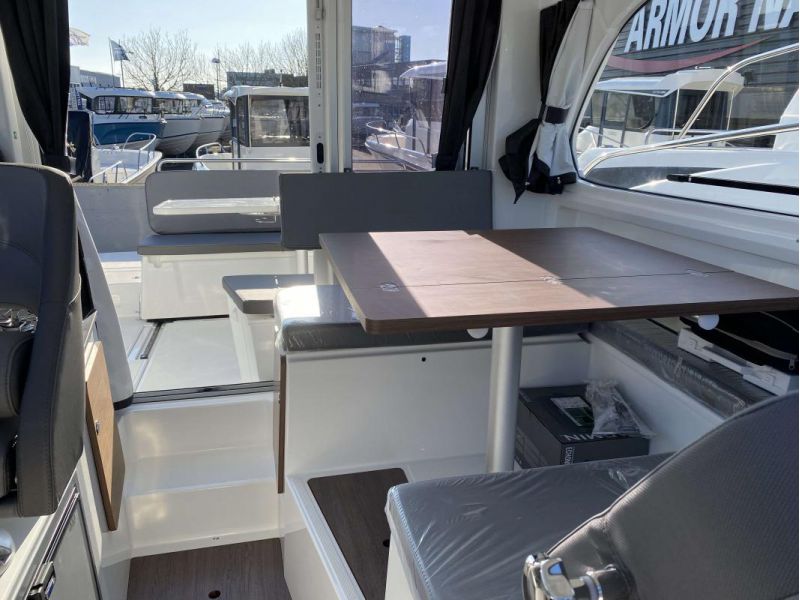 BENETEAU Antares 8