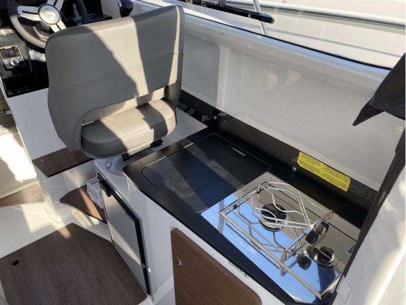 BENETEAU Antares 8