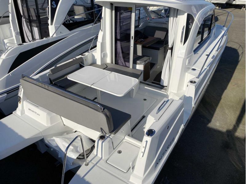 BENETEAU Antares 8