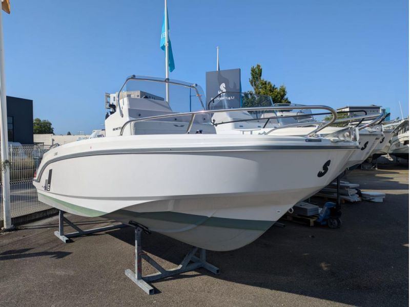 BENETEAU Flyer 6 SPACEdeck occasion