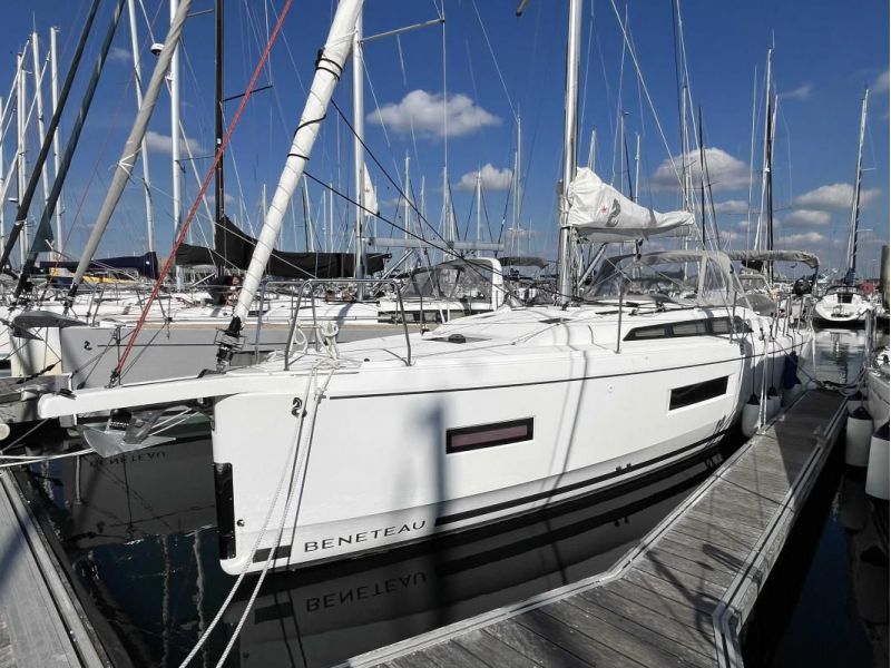 BENETEAU Oceanis 37.1 occasion