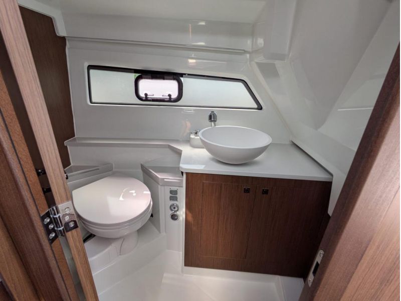 BENETEAU Antares 9 V2