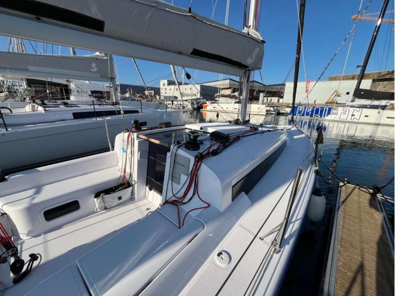 BENETEAU First 30