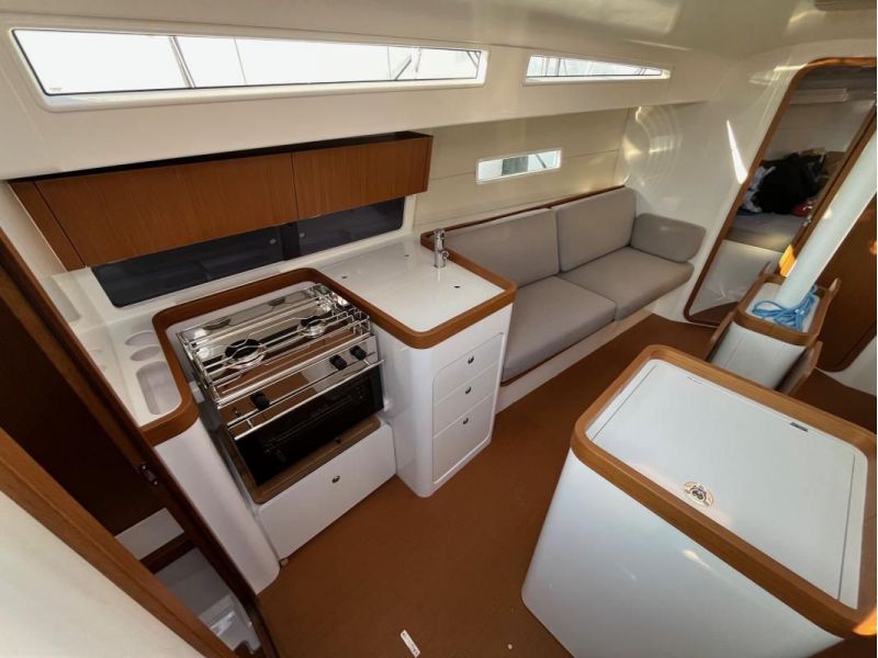 BENETEAU First 36
