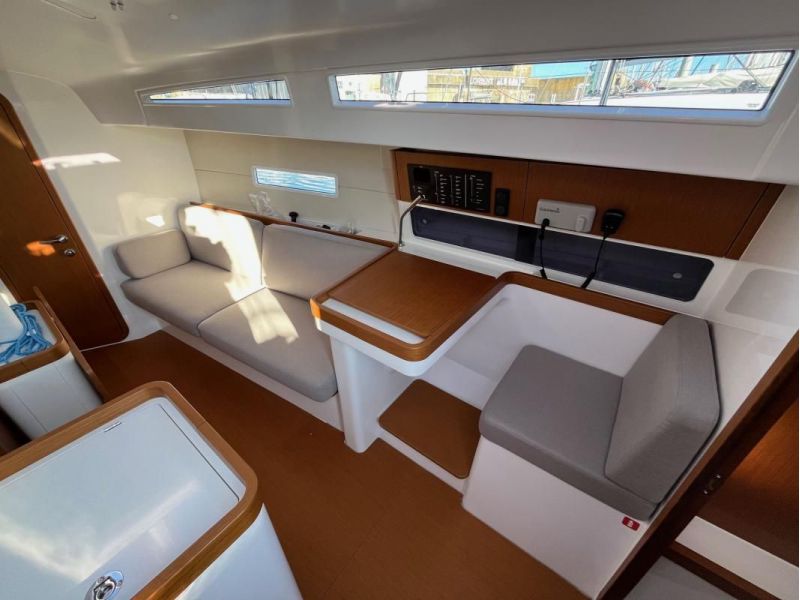 BENETEAU First 36