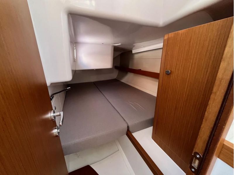 BENETEAU First 36