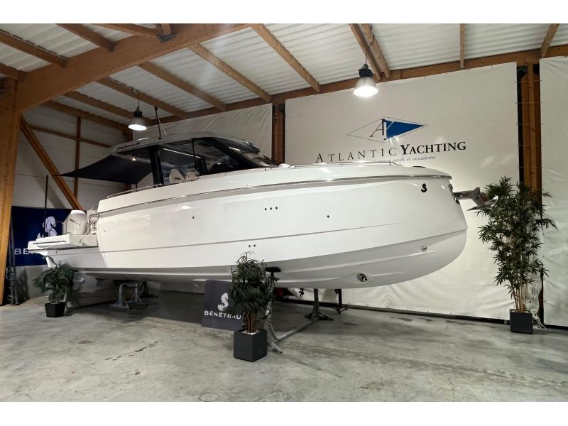 BENETEAU Gran Turismo 35