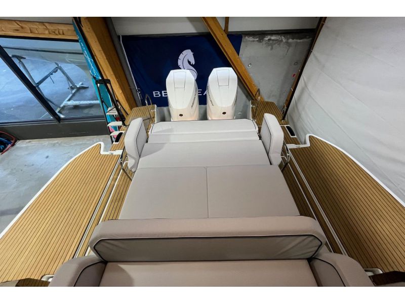 BENETEAU Gran Turismo 35