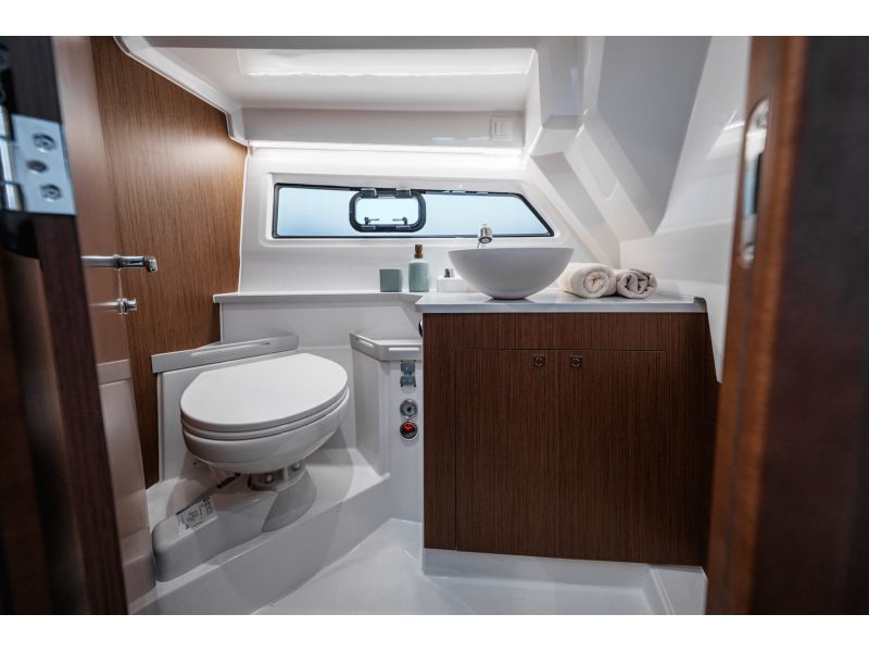BENETEAU Antares 9
