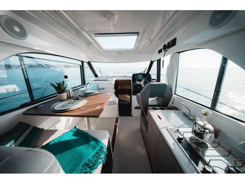 BENETEAU Antares 9