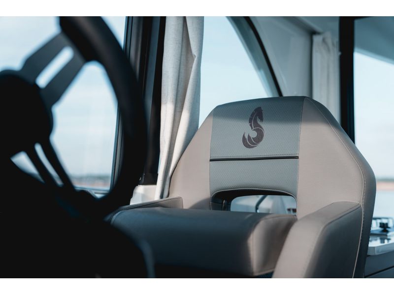 BENETEAU Antares 9