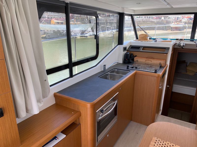 BENETEAU SWIFT TRAWLER 30 occasion