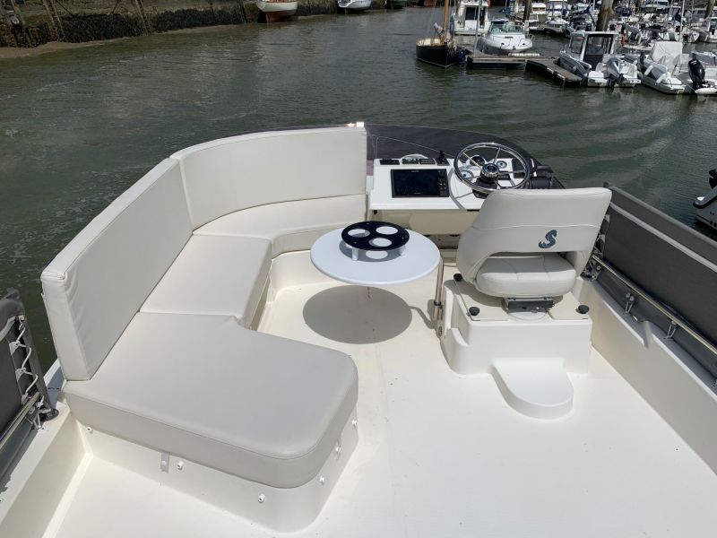 BENETEAU SWIFT TRAWLER 30 occasion