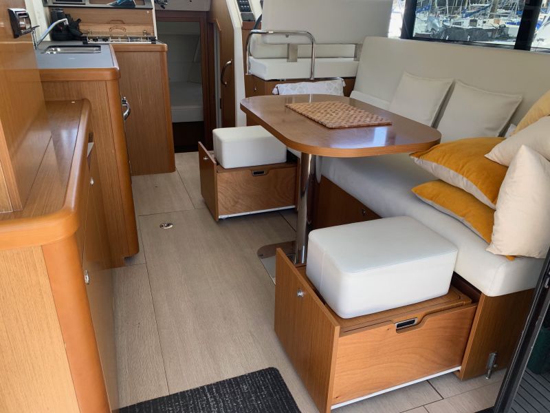 BENETEAU SWIFT TRAWLER 30 occasion