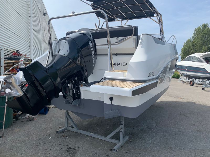 BENETEAU FLYER 8.8 SUNDECK occasion