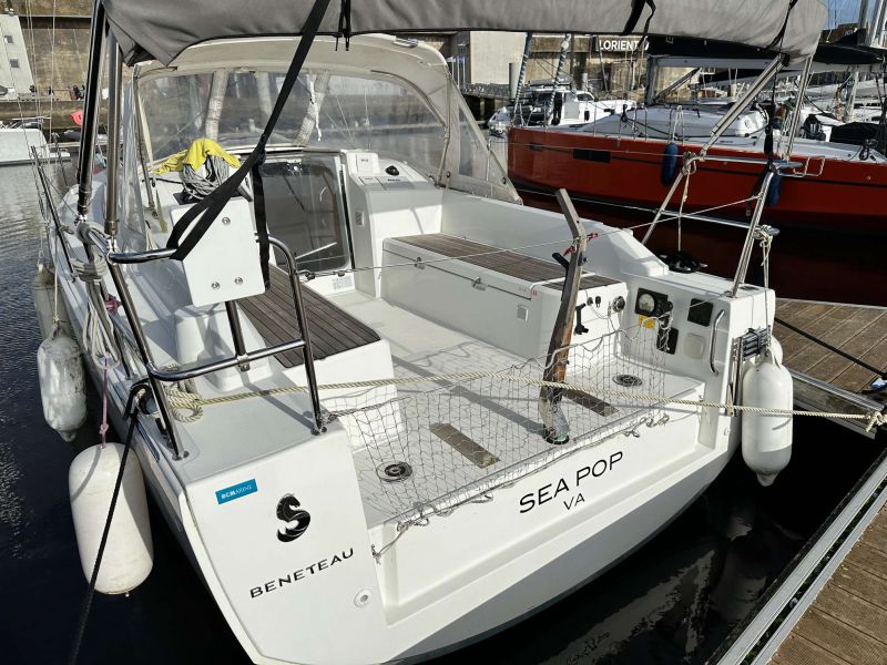 BENETEAU OCEANIS 30.1 occasion