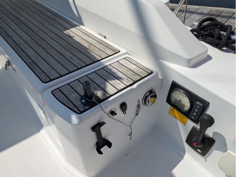 BENETEAU OCEANIS 30.1 occasion