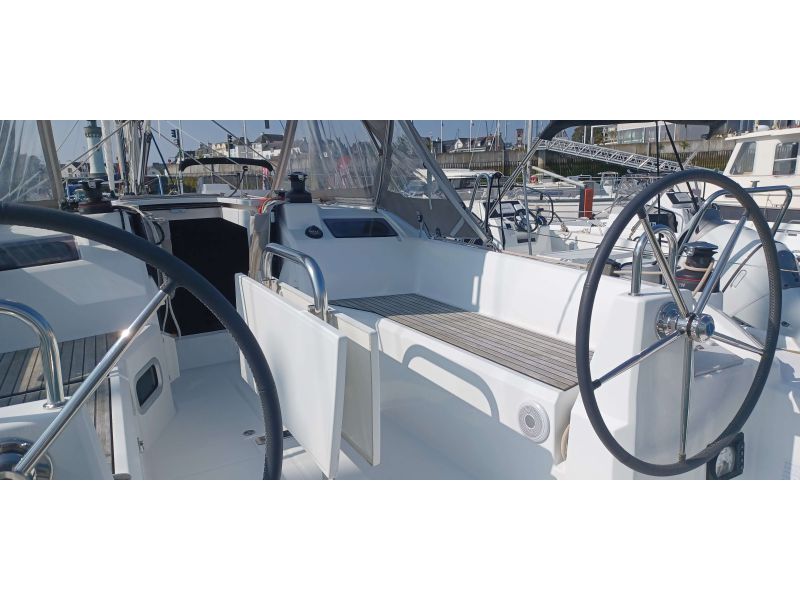 BENETEAU OCEANIS 34.1 occasion