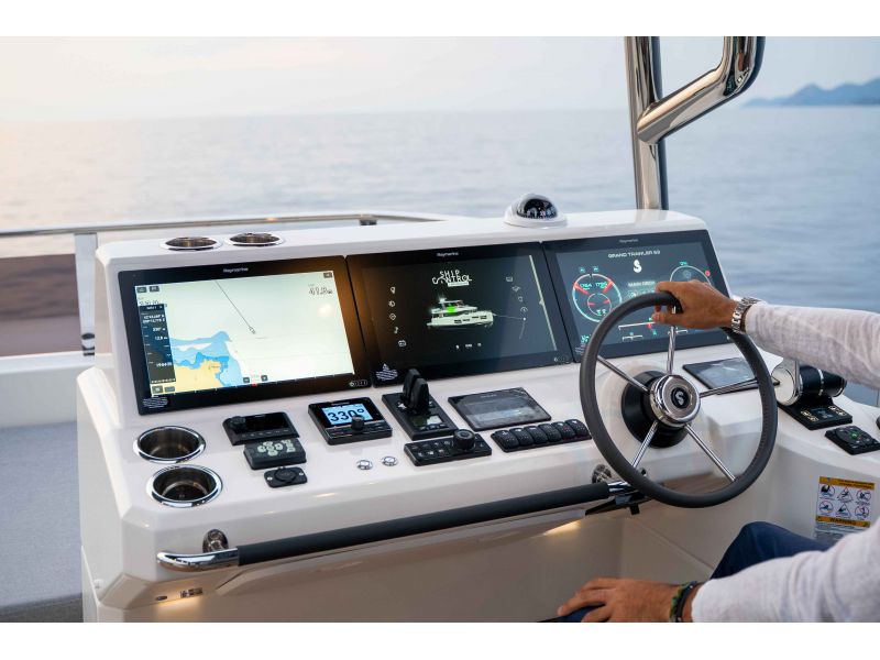 BENETEAU GRAND TRAWLER 63