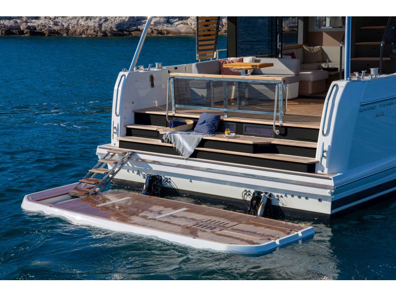 BENETEAU GRAND TRAWLER 63