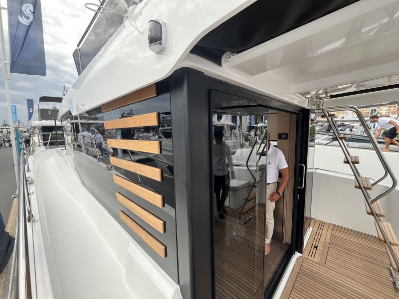 BENETEAU SWIFT TRAWLER 37 FLY