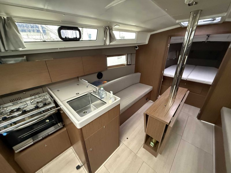 BENETEAU OCEANIS 38.1 occasion