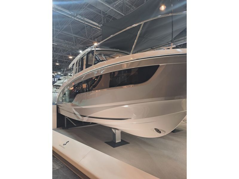BENETEAU Antares 9 V2