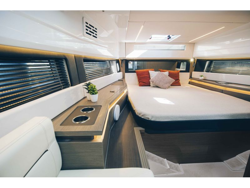 WELLCRAFT WELLCRAFT 38 EXPLORER