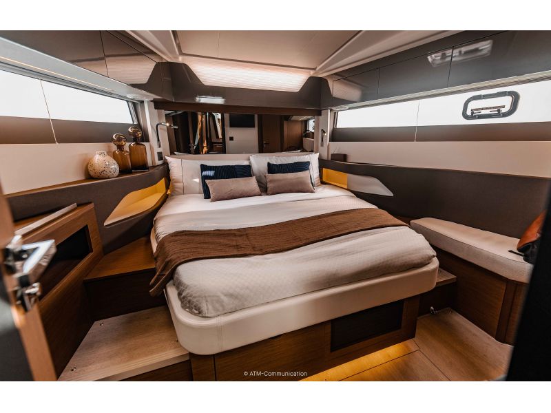 WELLCRAFT WELLCRAFT 44 EXPLORER