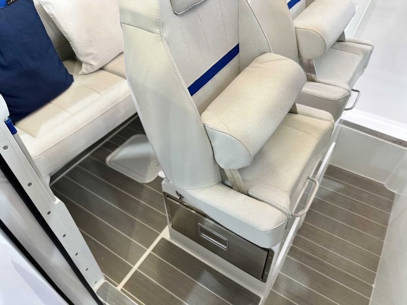 WELLCRAFT WELLCRAFT 28 EXPLORER