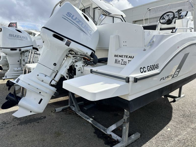 BENETEAU FLYER 6 SPACEDECK occasion