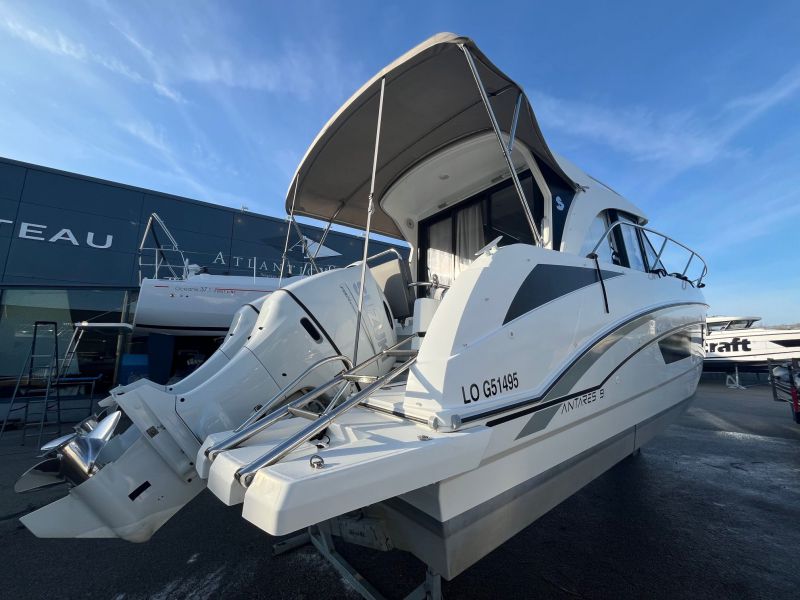 BENETEAU ANTARES 9 OB occasion