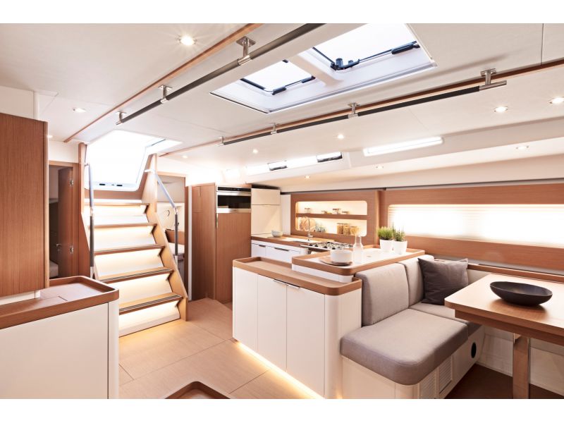 BENETEAU FIRST YACHT 53