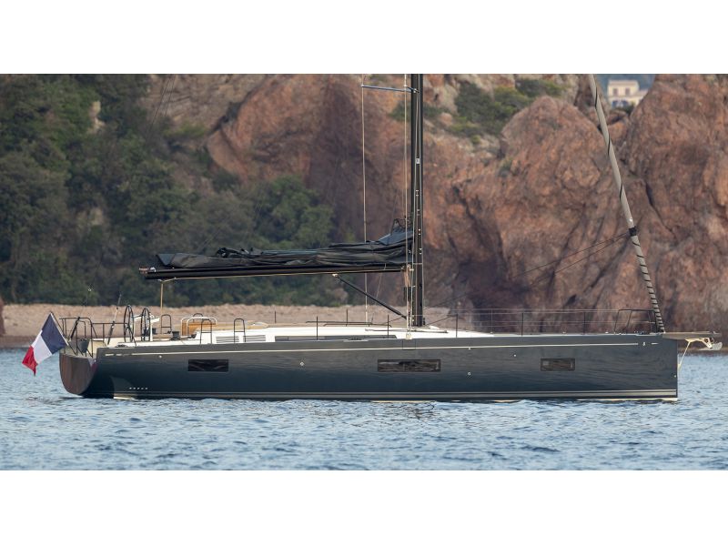 BENETEAU FIRST YACHT 53