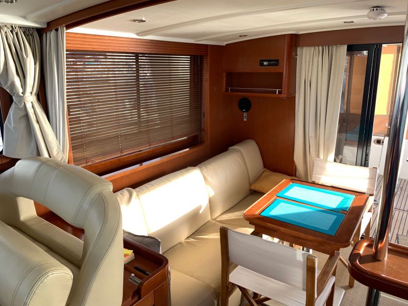 BENETEAU SWIFT TRAWLER 44 occasion