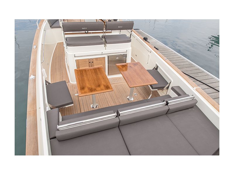 RHEA MARINE 35 OPEN