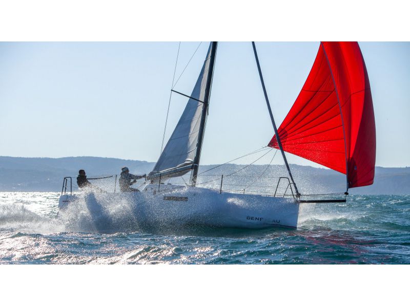 BENETEAU FIRST 27 SE