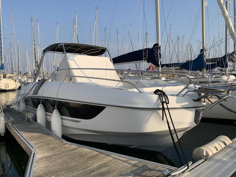 BENETEAU FLYER 8.8 SPACEDECK occasion