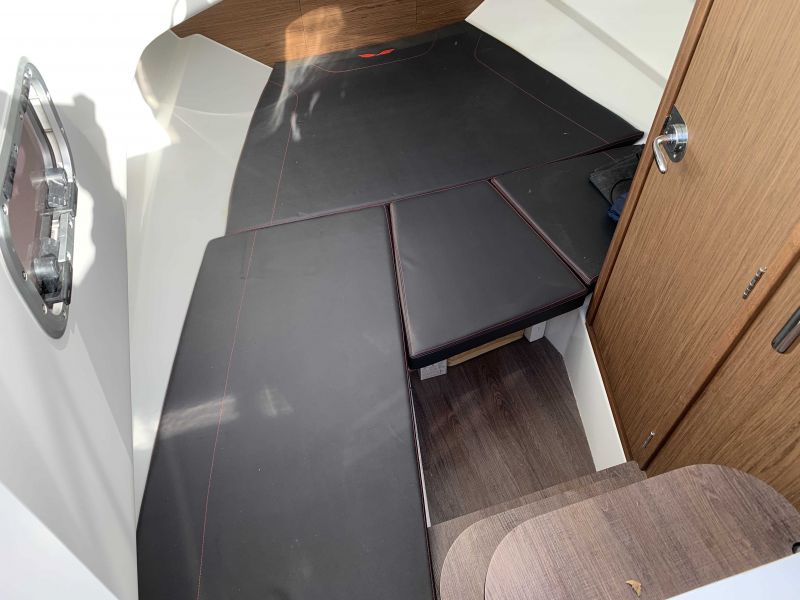 BENETEAU FLYER 8.8 SPACEDECK occasion