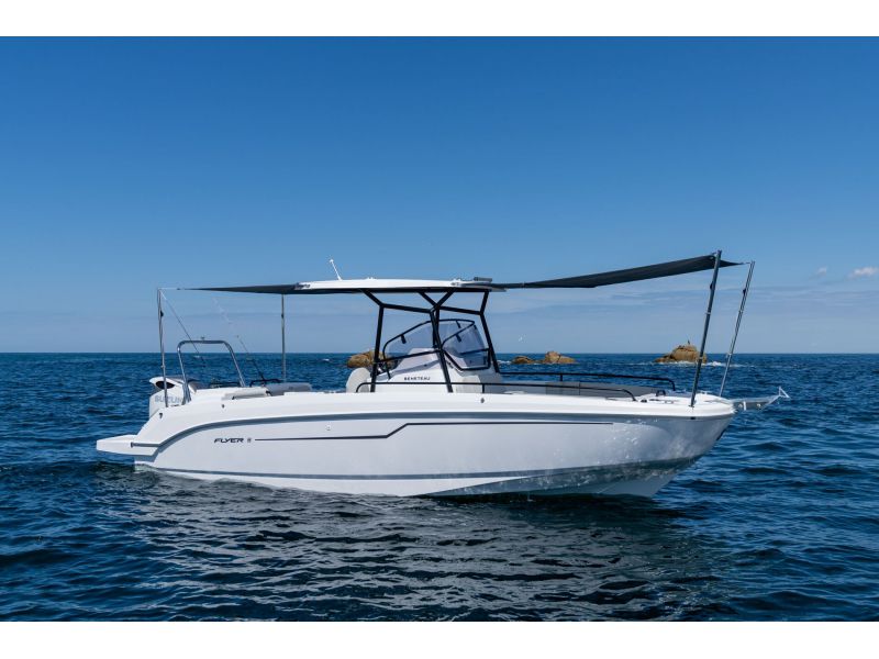 BENETEAU FLYER 8 SPACEDECK V2