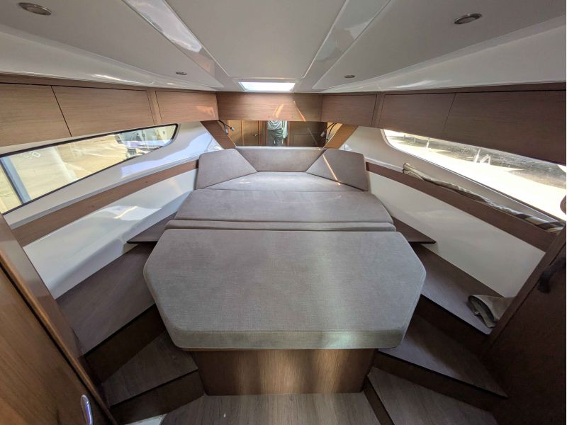 BENETEAU ANTARES 11 OB FLY occasion