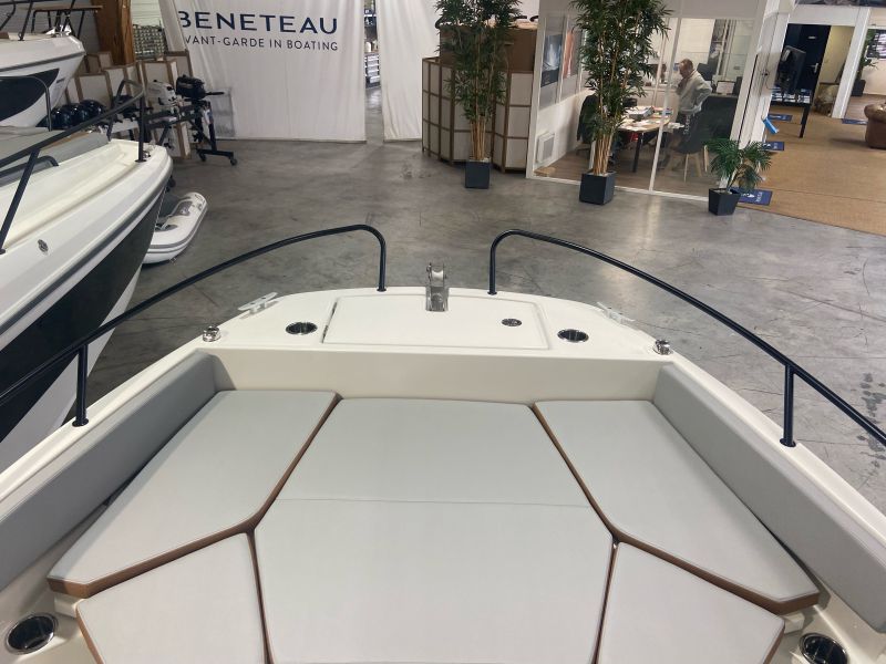 BENETEAU FLYER 7 SPACEDECK