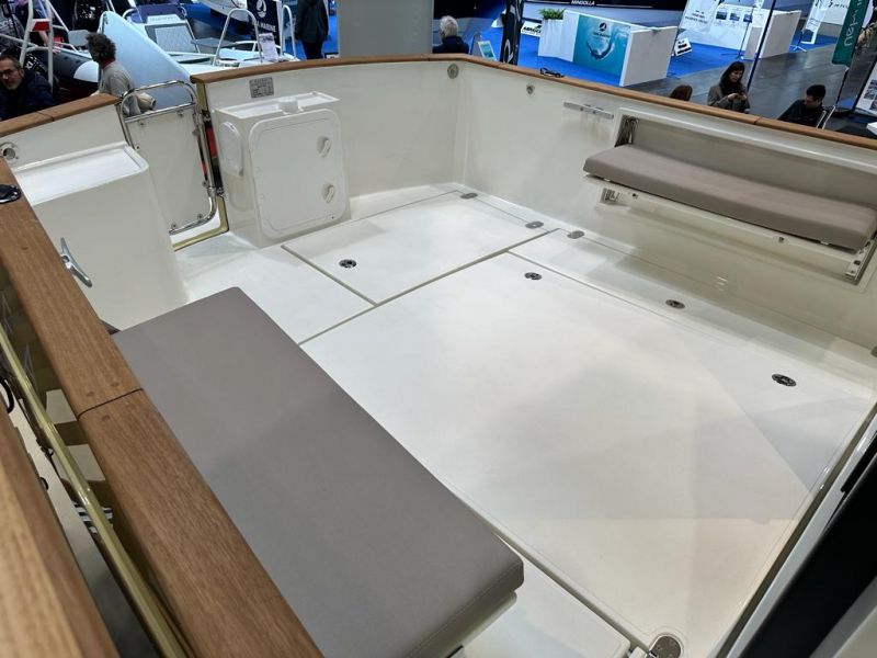 RHEA MARINE RHEA 730 TIMONIER V2