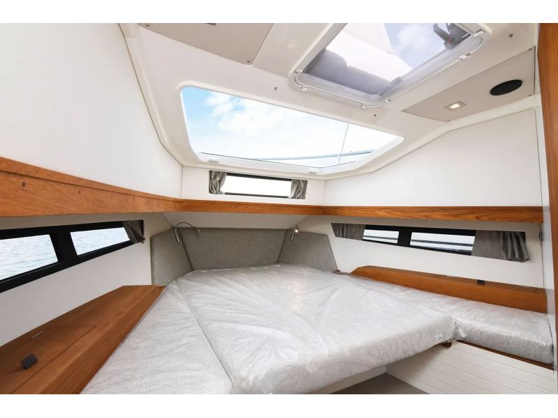 RHEA MARINE 32 Open