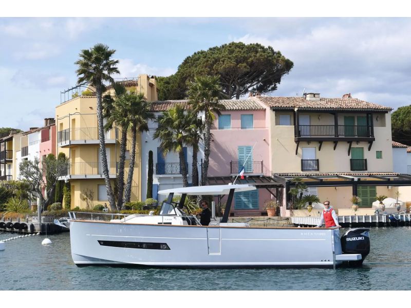RHEA MARINE 32 Open